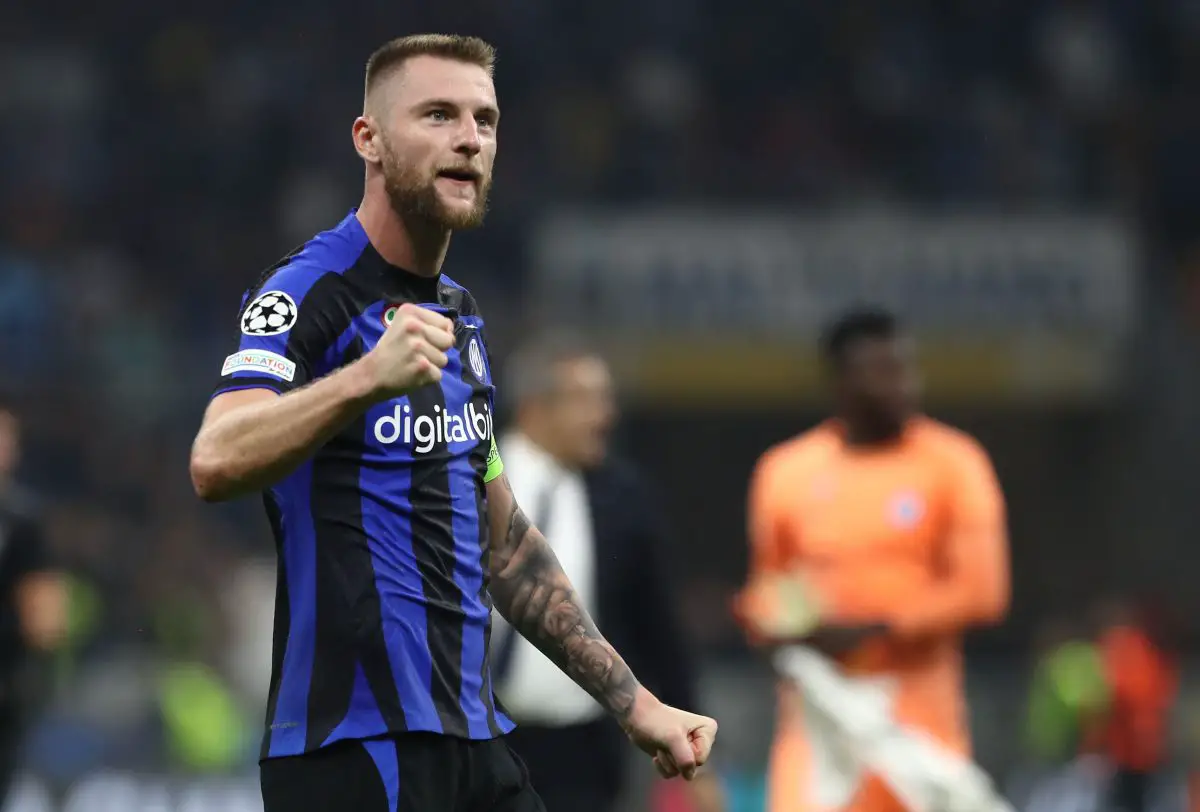 Milan Skriniar to sign four-year contract at Inter Milan amidst interest from Manchester United.