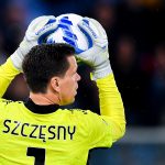 Wojciech Szczesny of Juventus holds the ball during the Serie A match between Genoa CFC and Juventus at Stadio Luigi Ferraris on April 30, 2022 in Genoa, Italy
