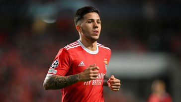 SL Benfica and Argentina midfielder Enzo Fernandez being watched by Manchester United.