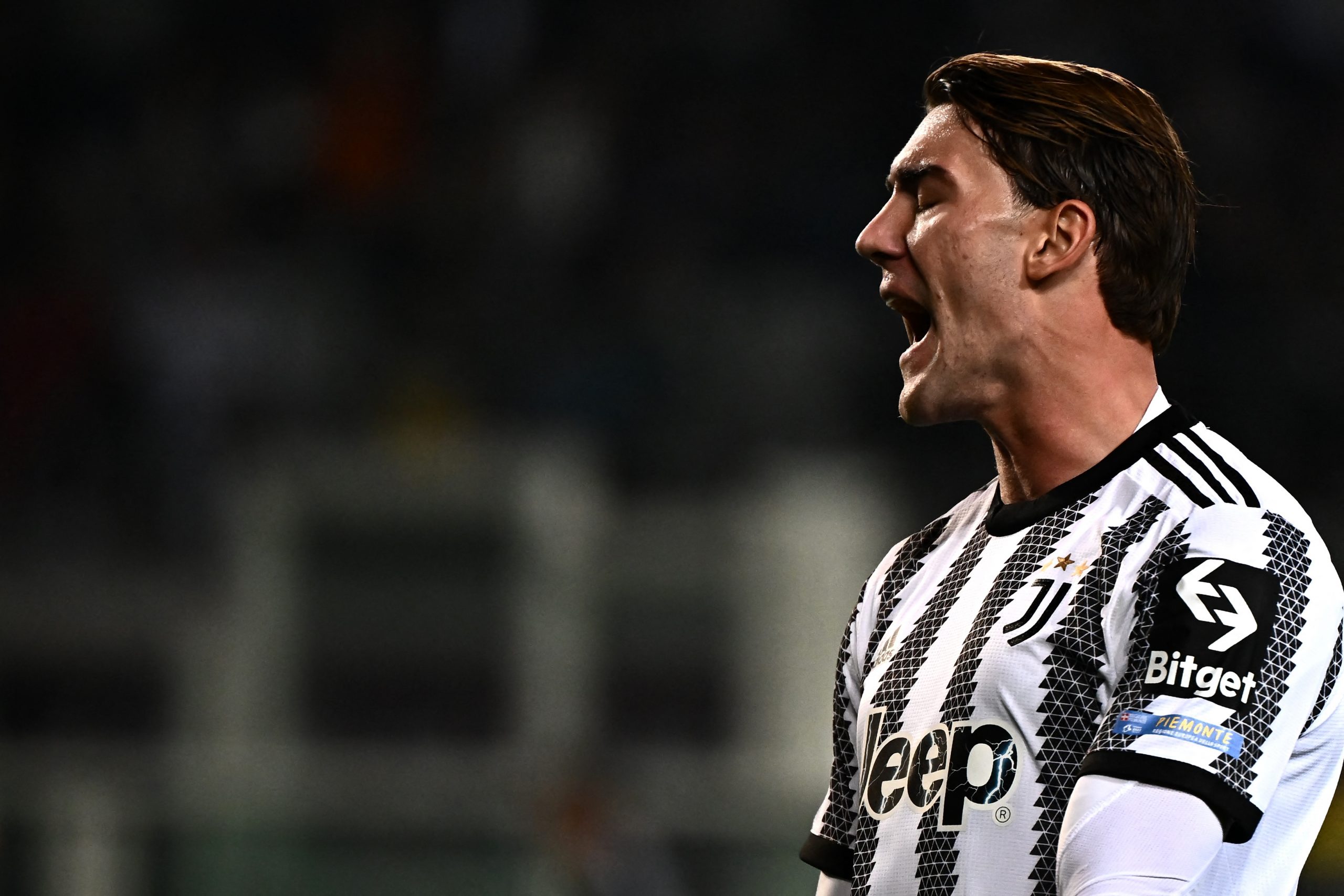 The agent of Dusan Vlahovic terms Juventus exit 'not impossible' amidst Manchester United interest.