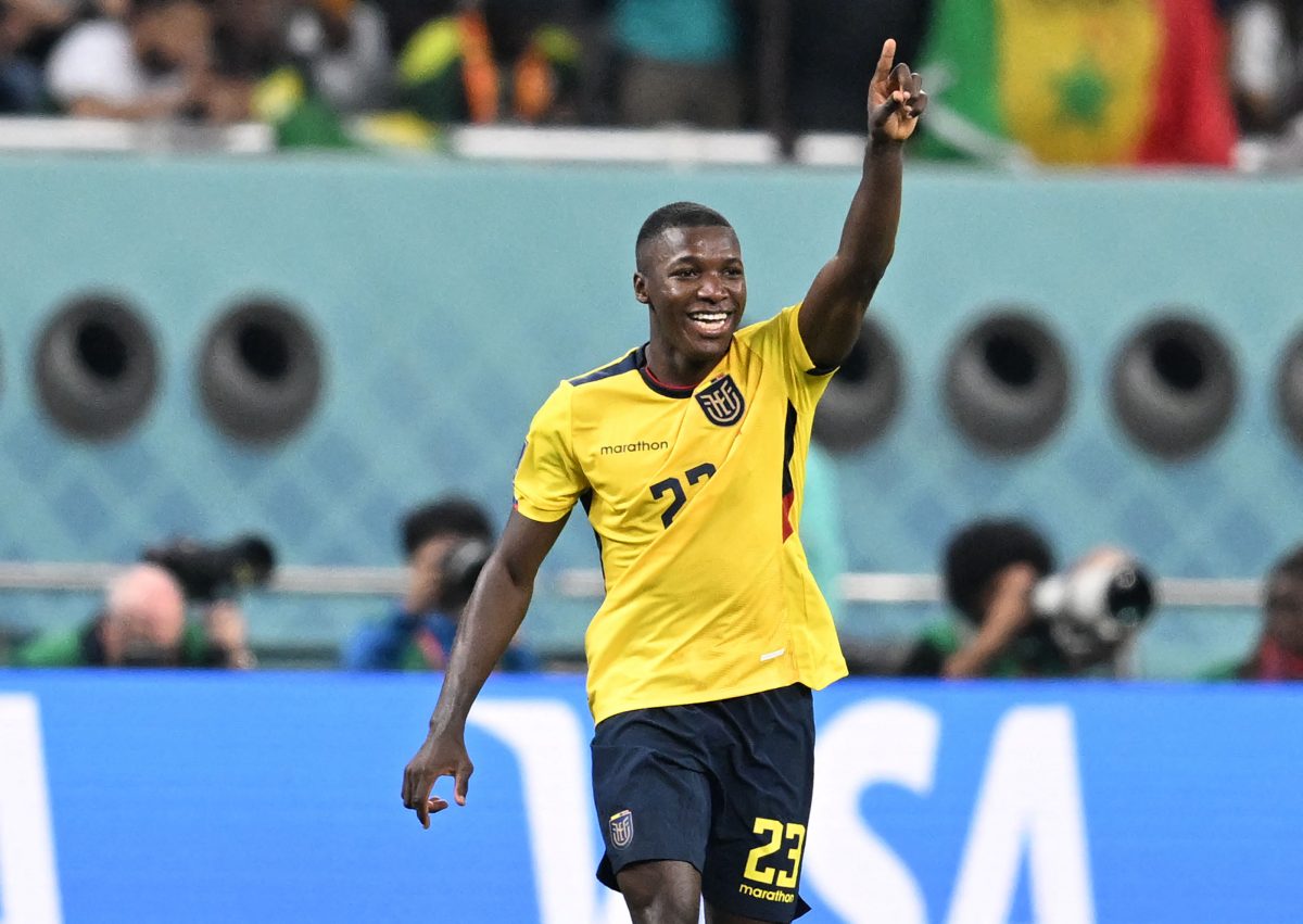 Brighton & Hove Albion put £100 million price tag on Moises Caicedo amidst Manchester United interest. 