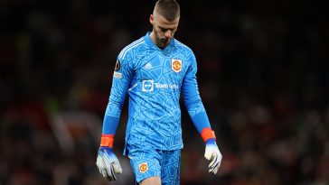 Atletico Madrid to consider Manchester United goalkeeper David de Gea as replacement for Jan Oblak.