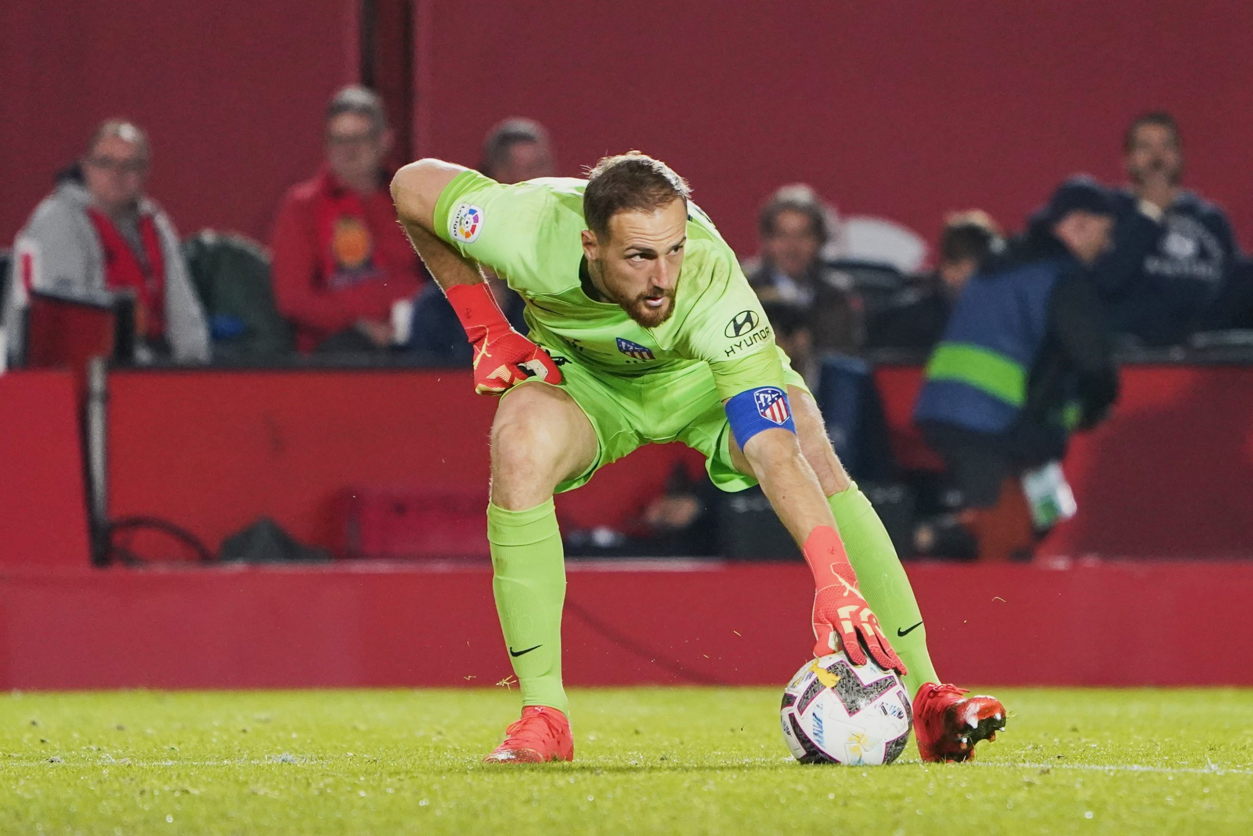 Jan Oblak of Atletico de Madrid looks on during the LaLiga Santander match between RCD Mallorca and Atletico de Madrid at Visit Mallorca Estadi on November 09, 2022 in Mallorca, Spain