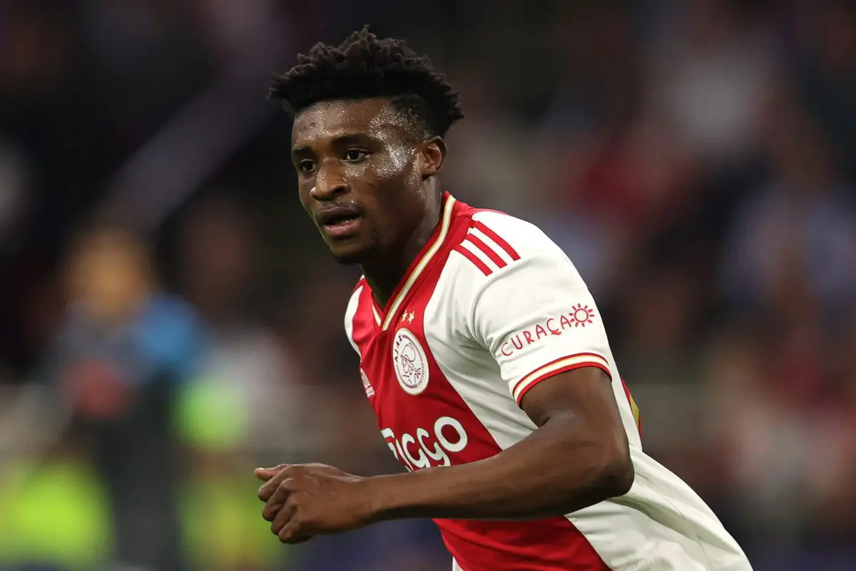 Ajax forward Mohammed Kudus "would love" the opportunity to play for Manchester United.