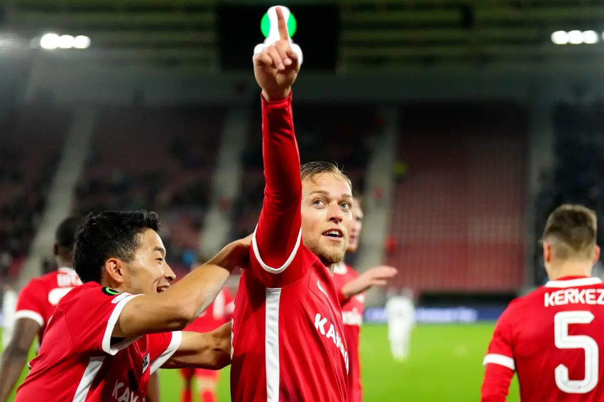 Manchester United are interested in AZ Alkmaar forward Jesper Karlsson.