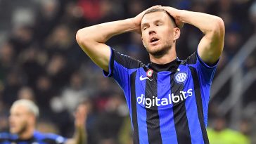 Inter Milan's Bosnian forward Edin Dzeko reacts after missing a goal opportunity during the Italian Serie A football match between Inter Milan and Napoli at Giuseppe Meazza stadium in Milan, on January 4, 2023