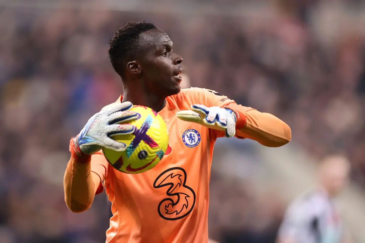 Manchester United told to sign Chelsea shot-stopper Edouard Mendy if David de Gea leaves.