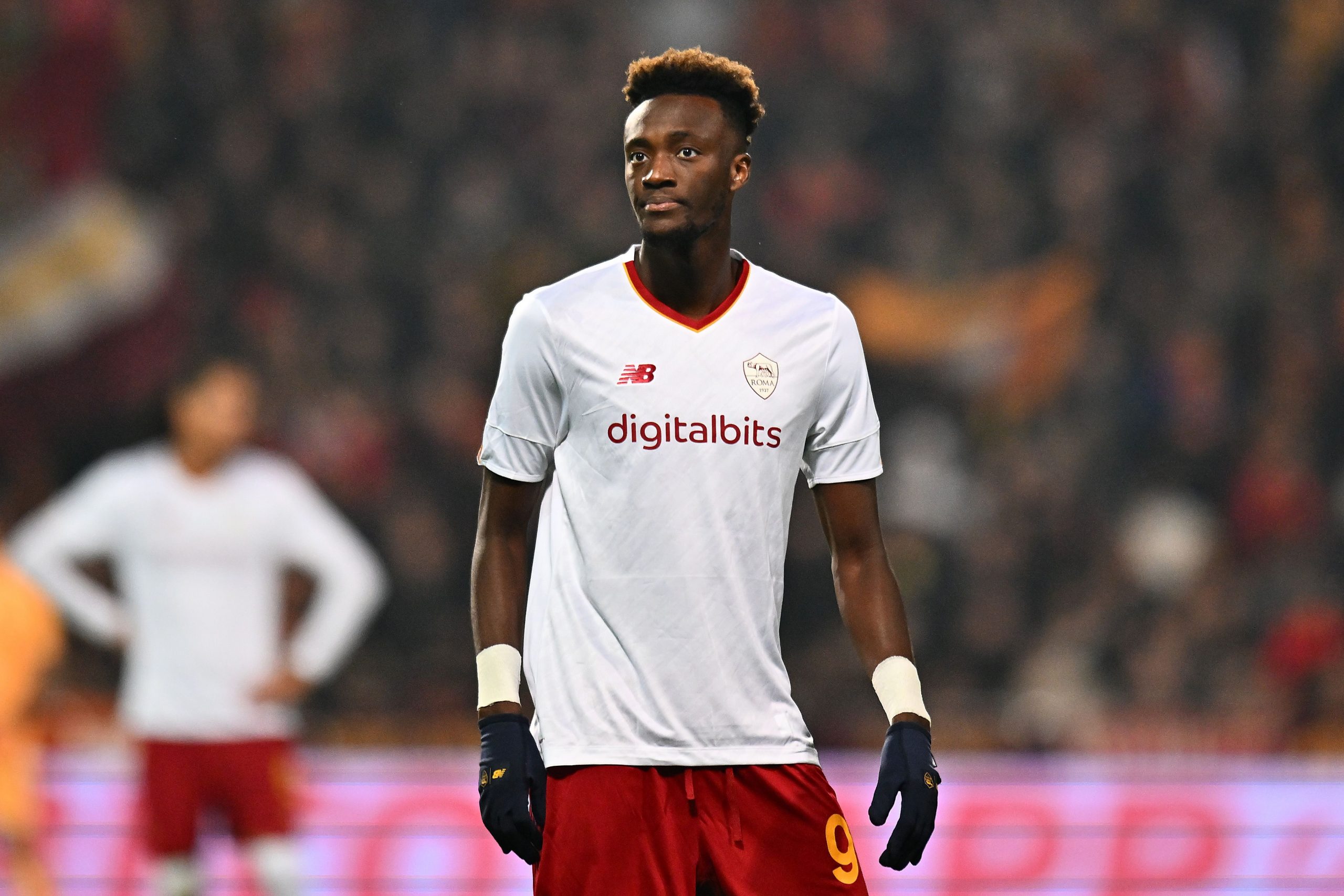 Tammy Abraham of AS Roma looks on during the Serie A match between US Sassuolo and AS Roma at Mapei Stadium - Citta' del Tricolore on November 09, 2022 in Reggio nell'Emilia, Italy.