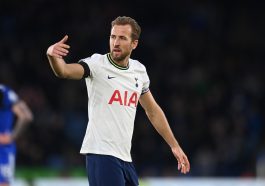 Manchester United reluctant to get involved in 'games' with Daniel Levy for Tottenham Hotspur striker Harry Kane.