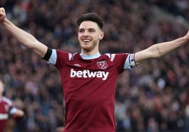 Manchester United urged to avoid transfer move for West Ham United midfielder Declan Rice.