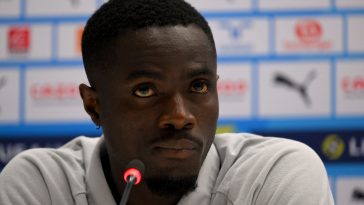 Olympique Marseille looking to avoid permanent transfer of Eric Bailly from Manchester United,