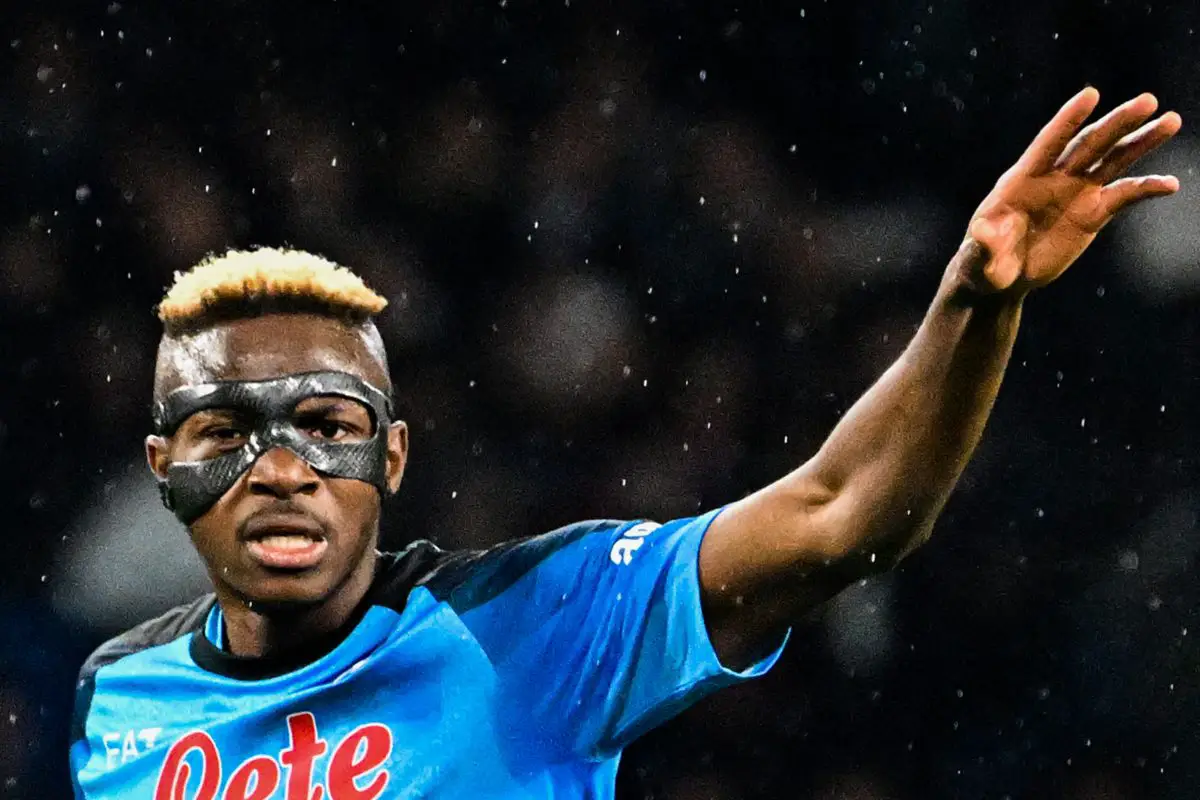 Napoli striker Victor Osimhen dreams of Premier League move amidst Manchester United interest. 