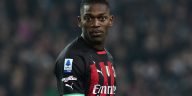 Manchester United are interested in signing AC Milan striker Rafael Leao .