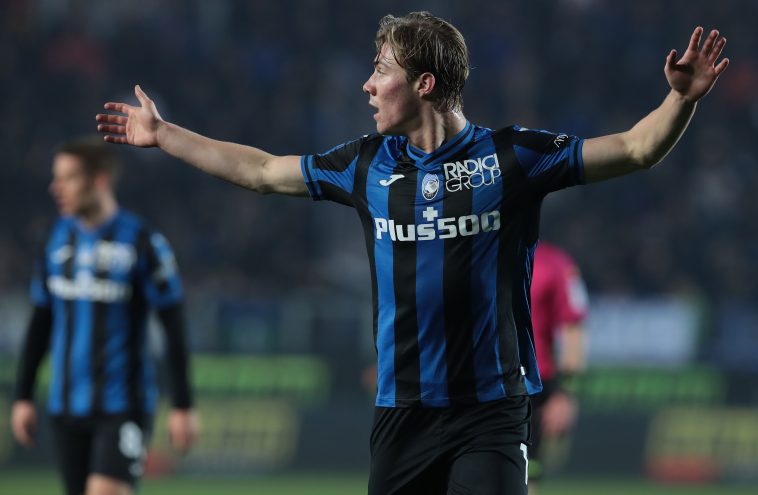 Atalanta reject players plus cash deal from Manchester United from Rasmus Hojlund.