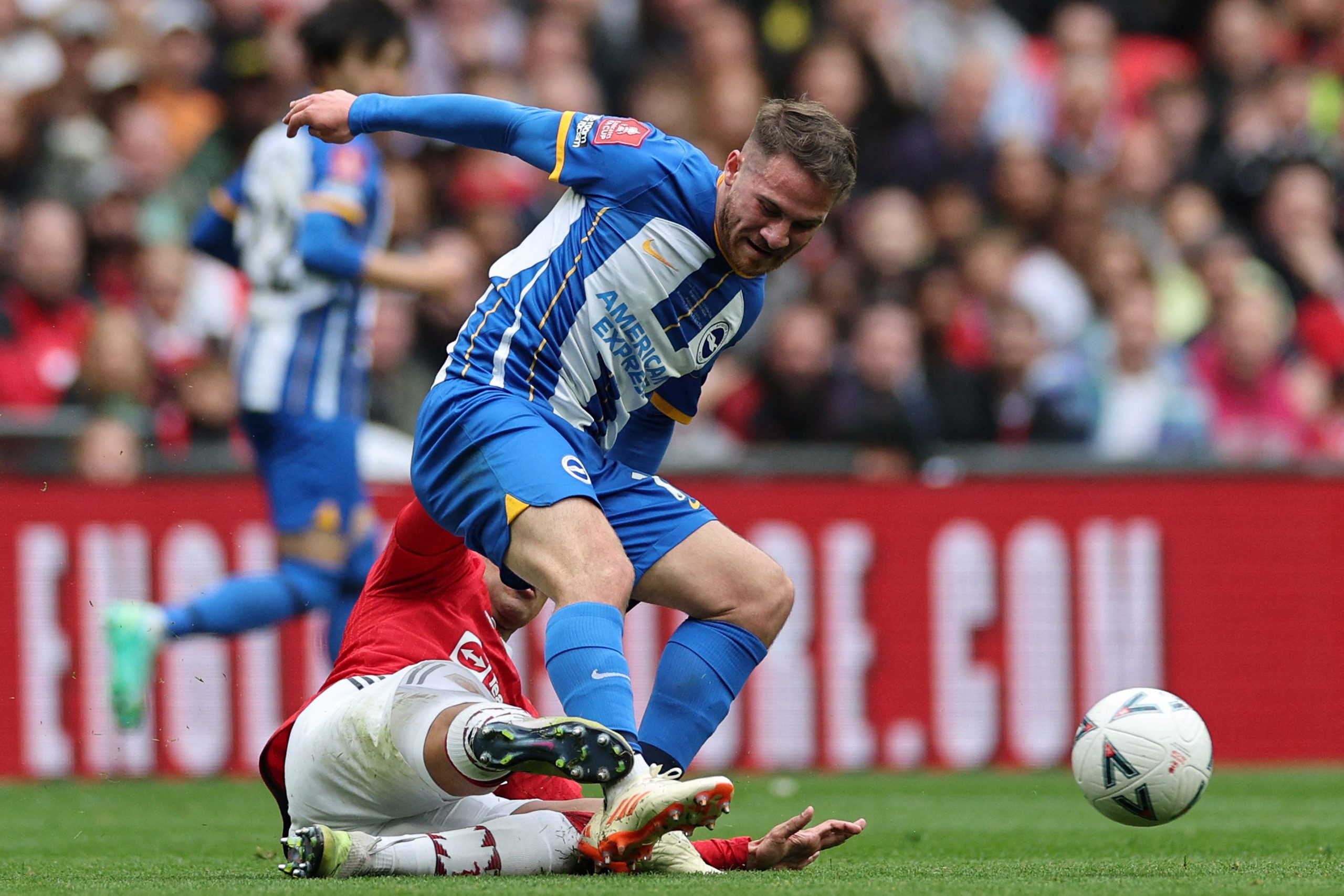 Manchester United target and Brighton & Hove Albion midfielder Alexis Mac Allister wants Premier League stay.