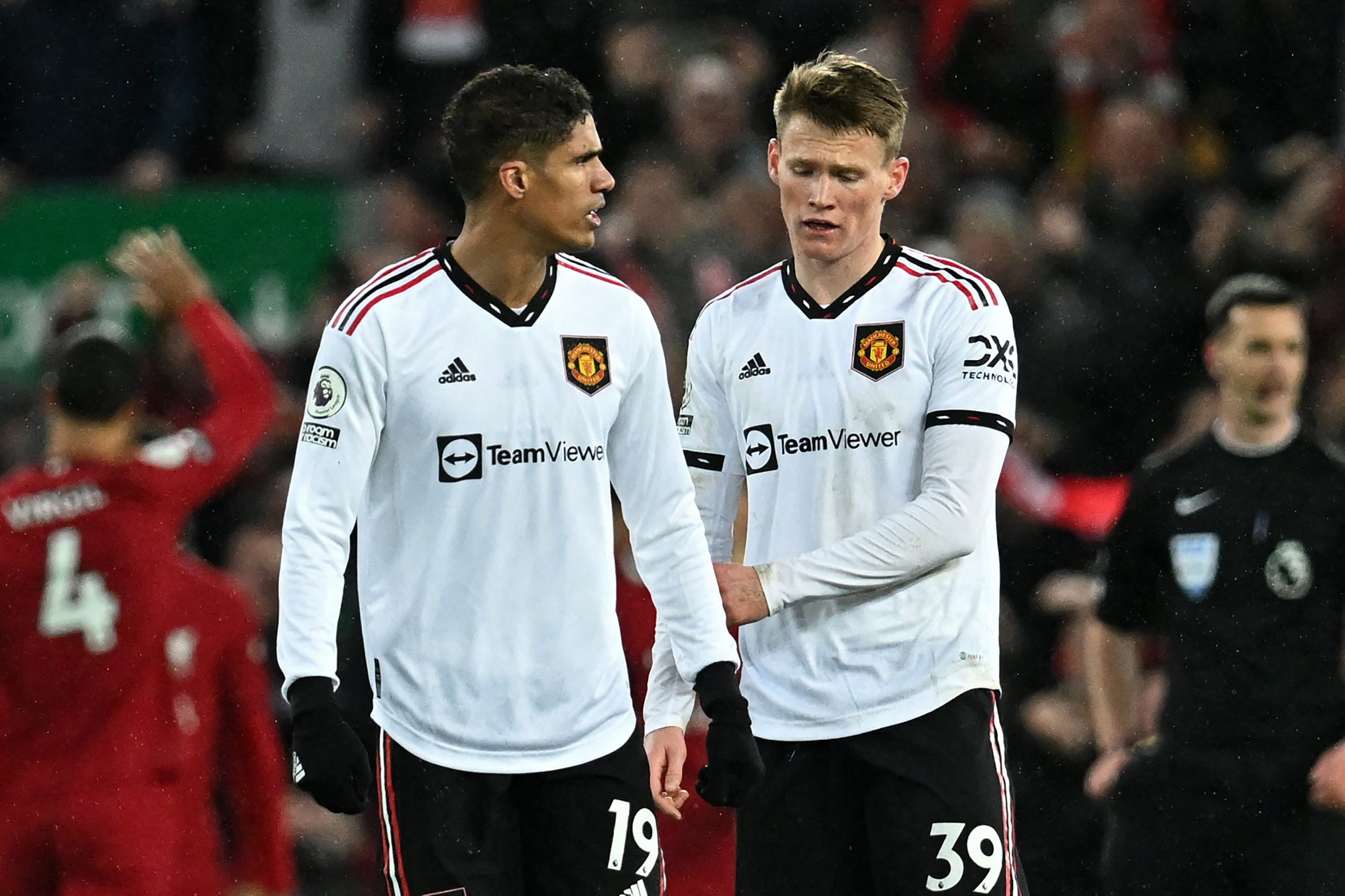 Raphael Varane "closer" to injury return for Manchester United than Scott McTominay.