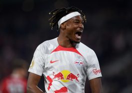 Manchester United enquire about RB Leipzig defender Mohamed Simakan.