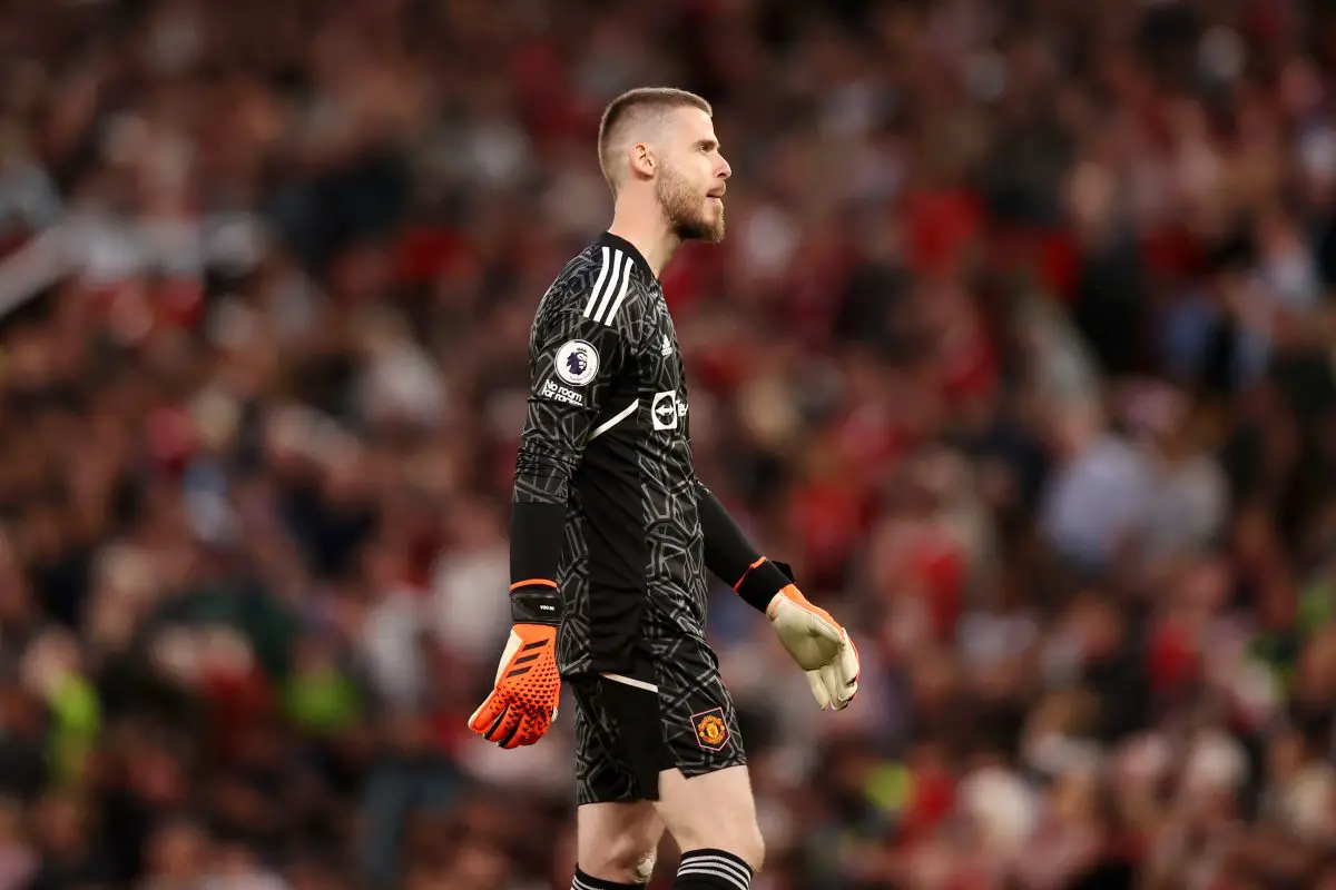 Roy Keane urges Manchester United to sell shot-stopper David de Gea. 