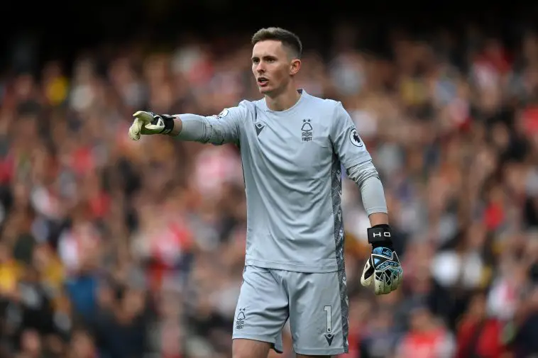 Dean Henderson move to Nottingham Forest on hold due to David de Gea uncertainty at Manchester United.