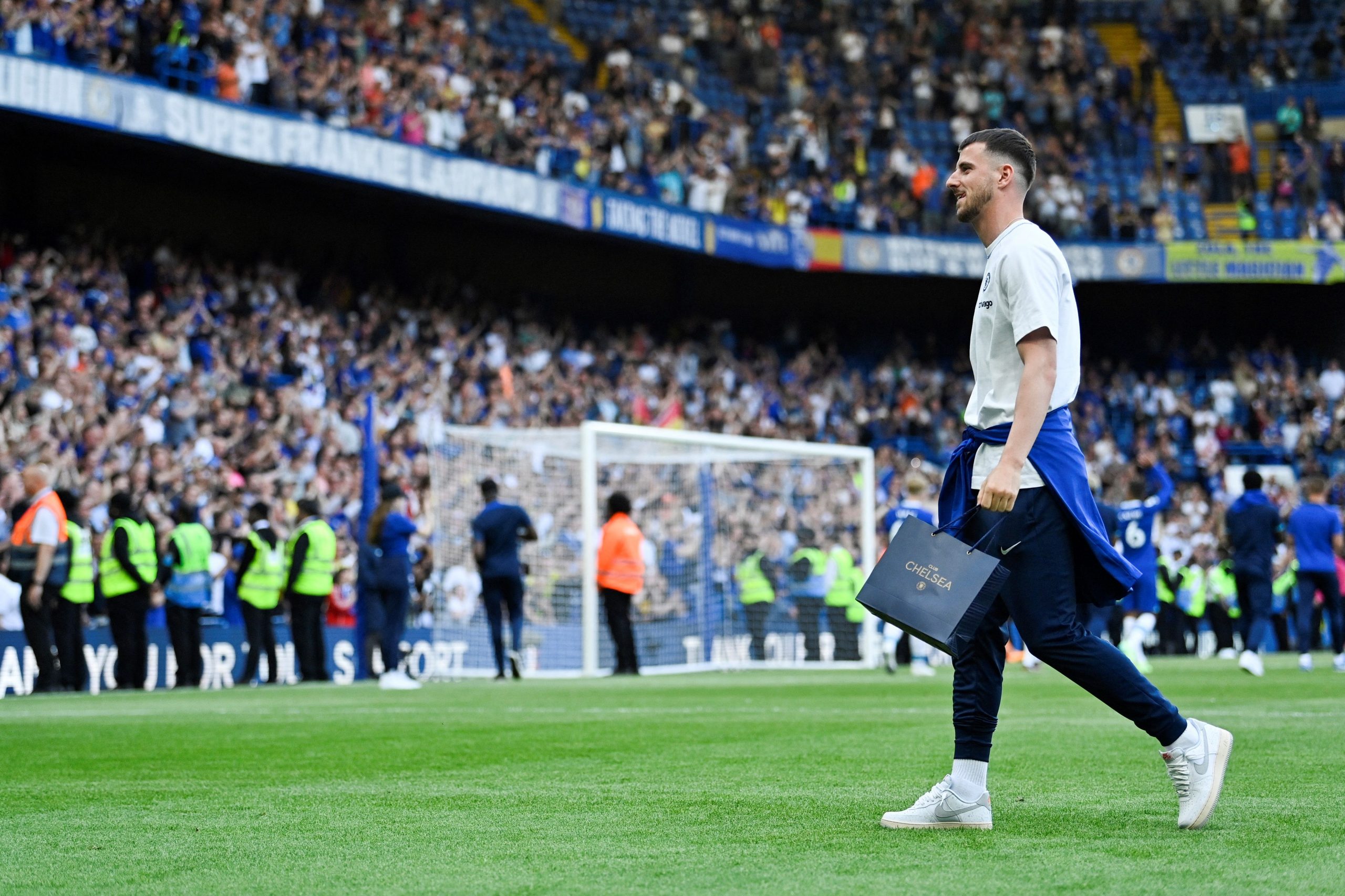 Chelsea's English midfielder Mason Mount.