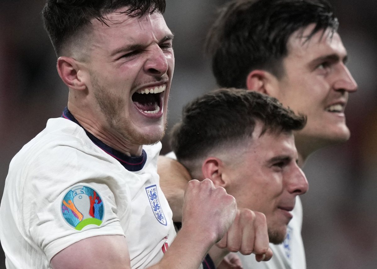 Harry Maguire could be included in deal for Chelsea midfielder Mason Mount by Manchester United. 