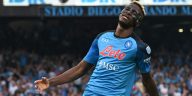 Napoli striker Victor Osimhen price tag discourages Manchester United move.