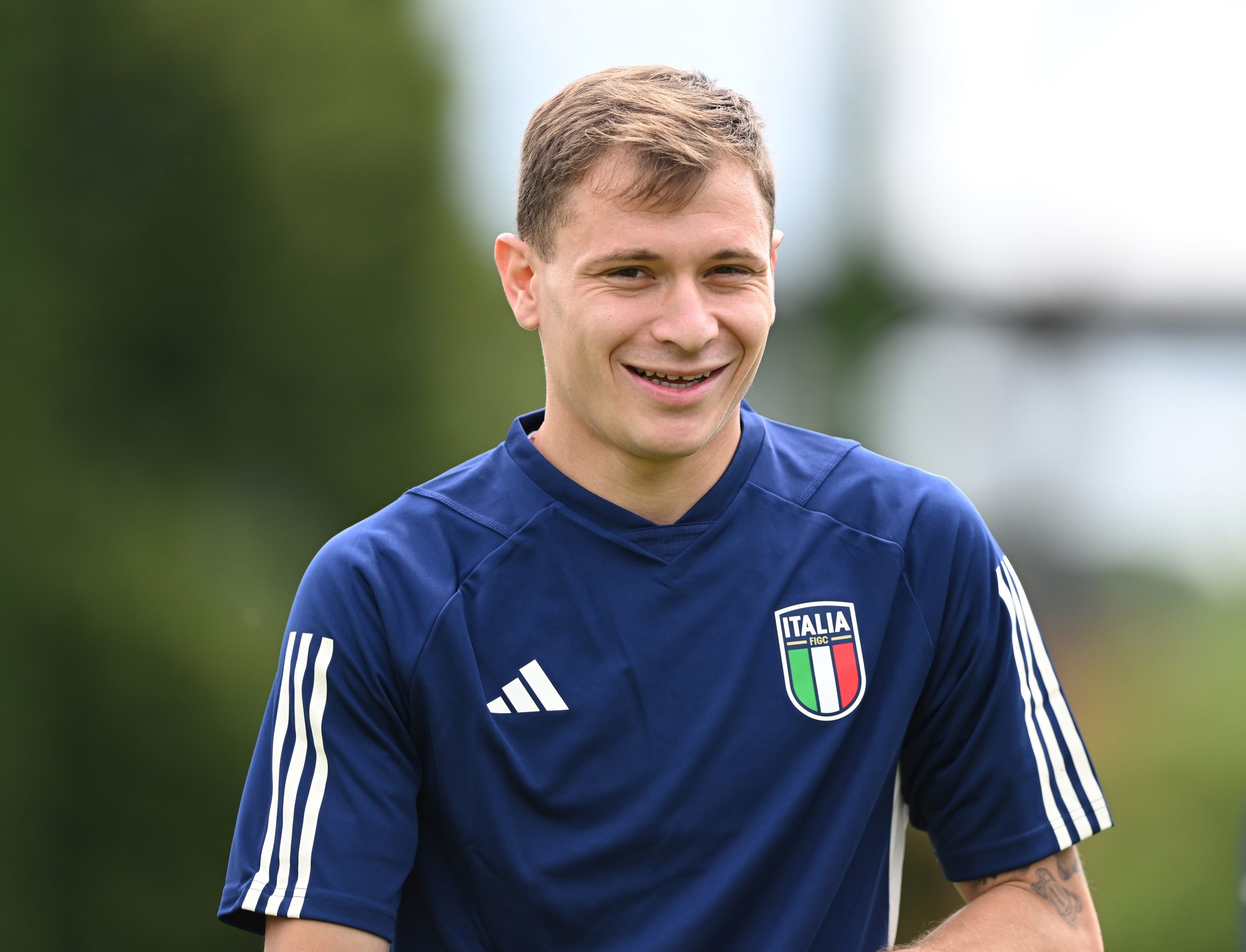 Newcastle United have 'genuine interest' in Manchester United target and Inter Milan midfielder Nicolo Barella.