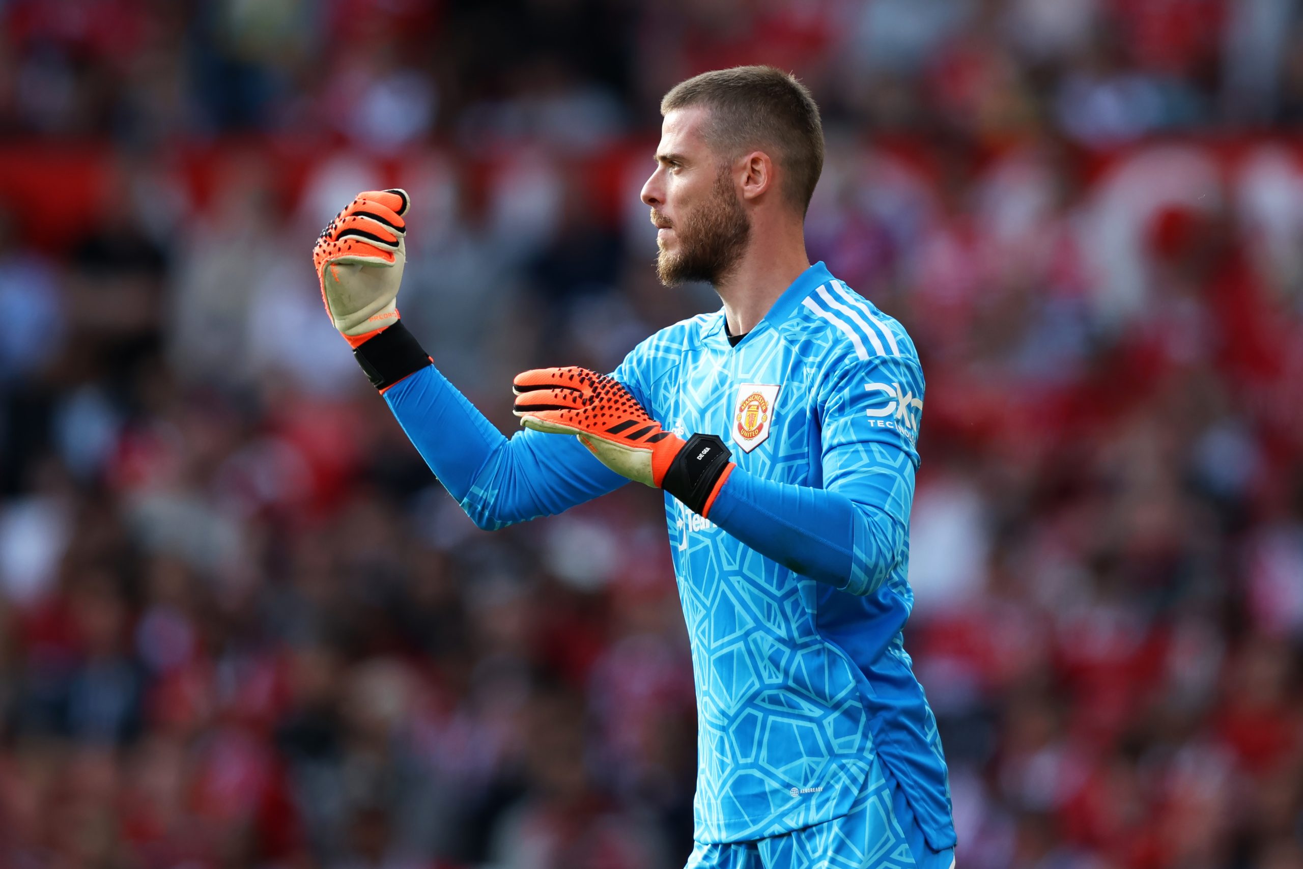 Gary Neville feels Manchester United need to part ways with David de Gea soon.