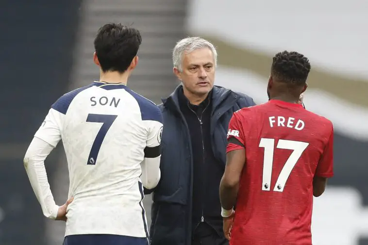 Manchester United midfieder Fred and Jose Mourinho.