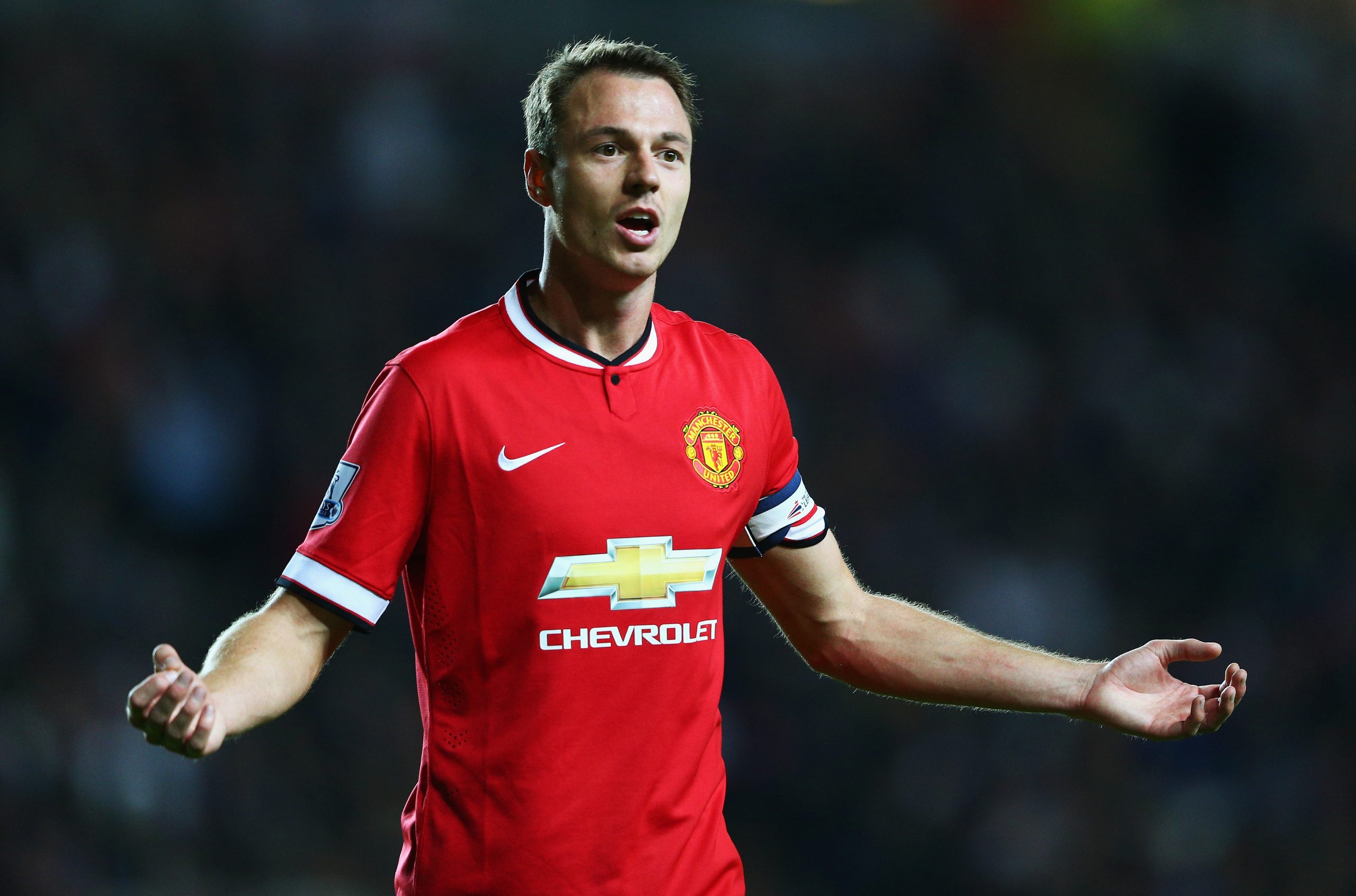 Jonny Evans re-signs for Manchester United on a short-term deal.