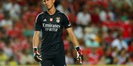 Odysseas Vlachodimos is pushing to leave SL Benfica amidst Manchester United interest.
