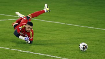 Chelsea set to beat Manchester United to New England Revolution shot-stopper Djordje Petrovic.