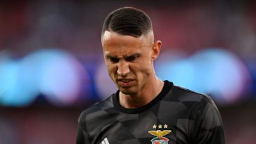Nottingham Forest set sights on SL Benfica shot-stopper and Manchester United target Odysseas Vlachodimos.