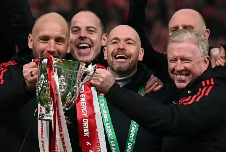 Manchester United coach Erik ten Hag celebrates with his team