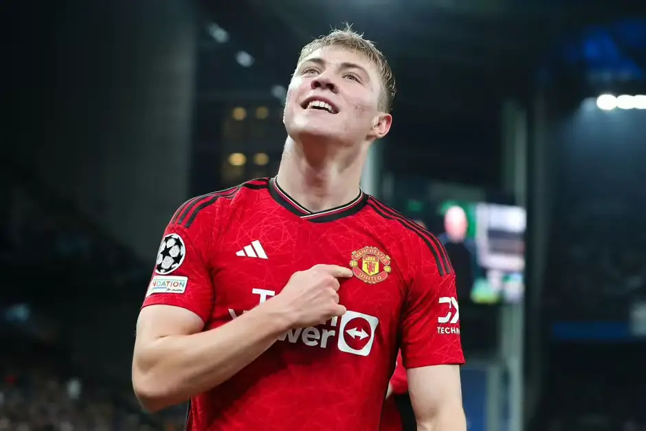 Manchester United forward Rasmus Hojlund is yet to open his account in the Premier League.  (Credit: Getty Images)