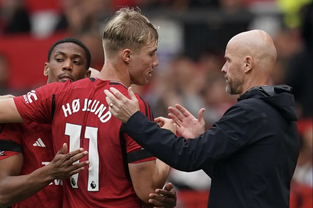 Rasmus Hojlund (centre) has backed Erik ten Hag to turn around Manchester United’s slump (Credit: Martin Rickett/PA | PA Wire)