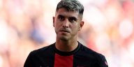 Manchester United are interested in Bayer Leverkusen midfielder Ezequiel Palacios