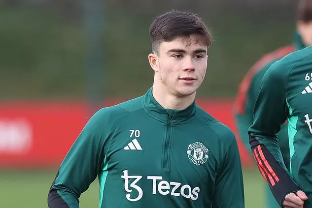 A closer look at Harry Amass Manchester United's new young left-back. 