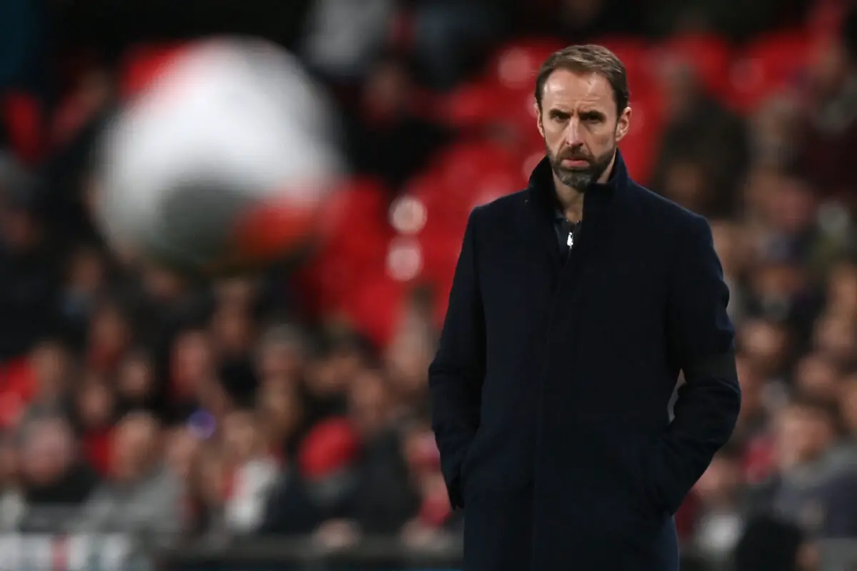 Southgate not pondering over contract situation amid Manchester United interest. 