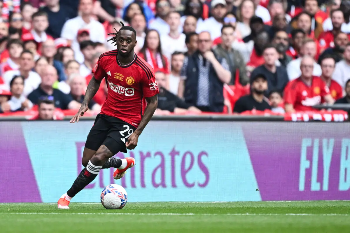 Aaron Wan-Bissaka was back on the right side of defence