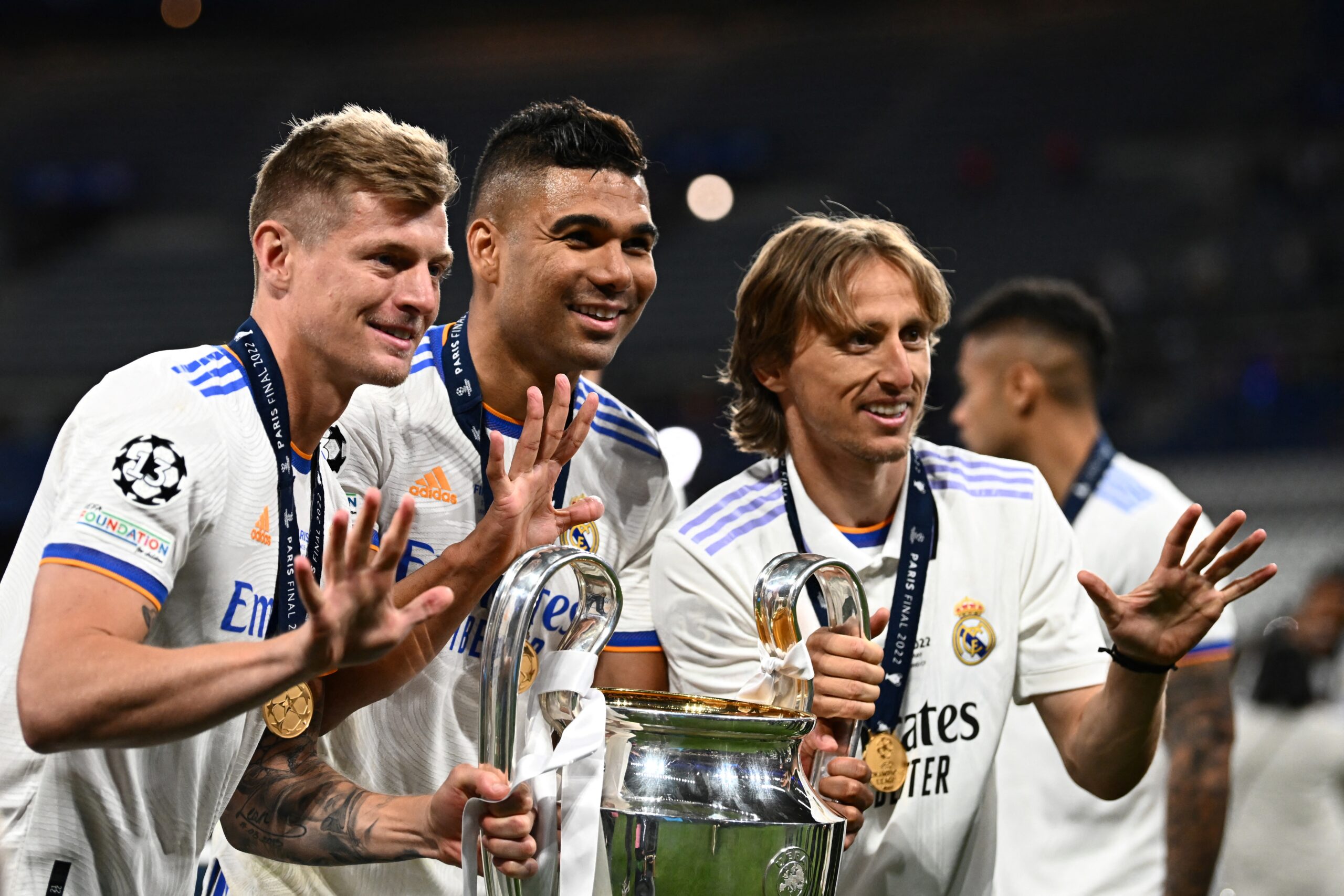 Casemiro pens emotional Instagram post to congratulate Toni Kroos upon completion of footballing career
