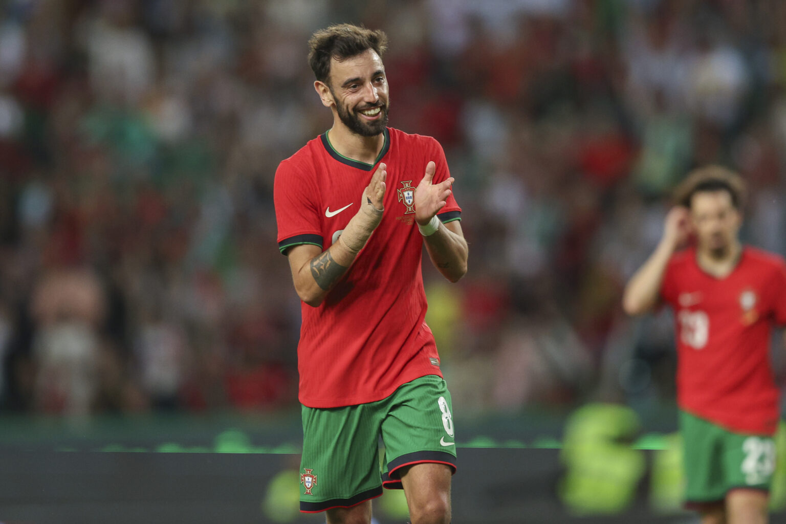 United skipper Bruno Fernandes has recently opened up on his the reason behind his contract extension with Manchester United.