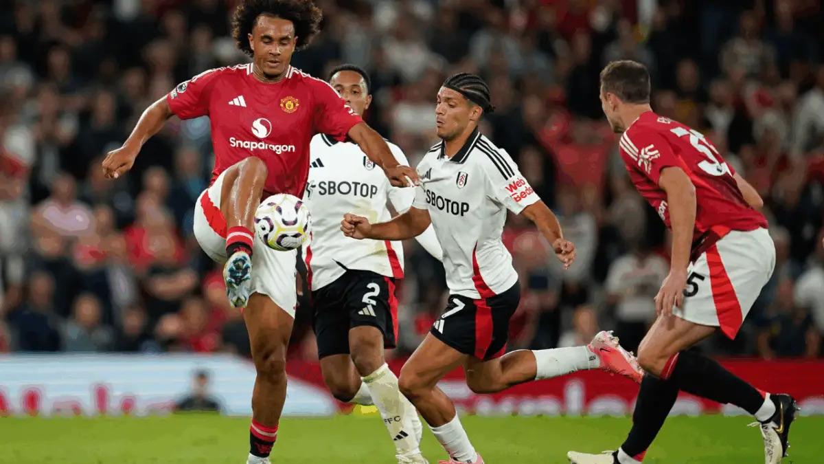 Joshua Zirkzee could be on his way out at Manchester United in January.
